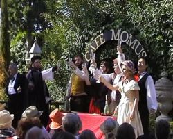 La Boheme Act 2.Cafe Momus